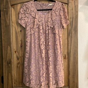 Elegant Lace Midi Dress